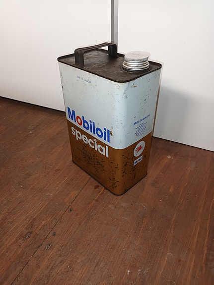 Mobil öljykanisteri