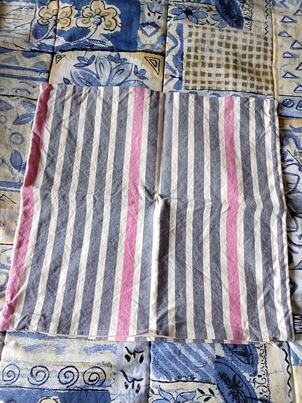 Sohvatyynyn päällinen