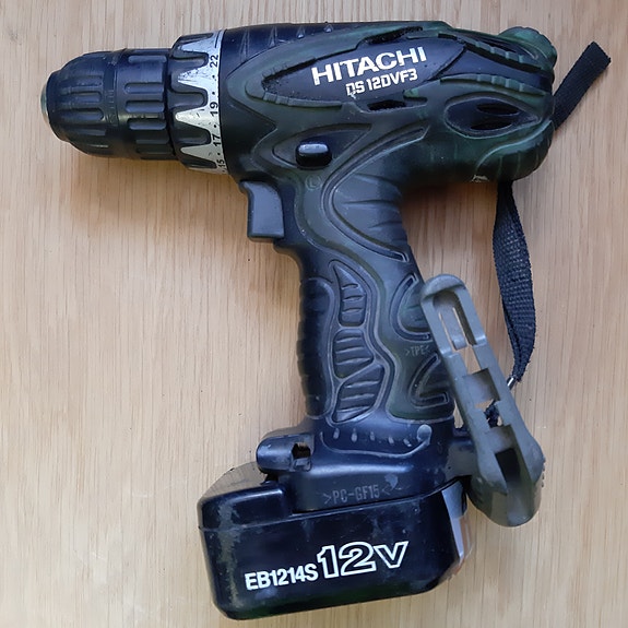 HITACHI akkupora, 2 kpl