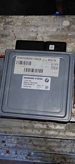 BMW e91/e90 moottorin ohjaustksikkö ECU/DME