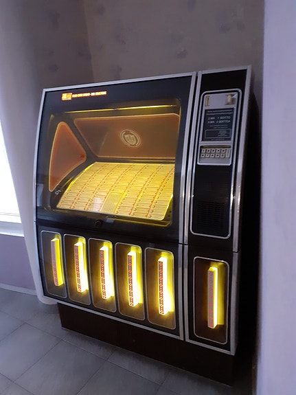 Product image 2 of 9