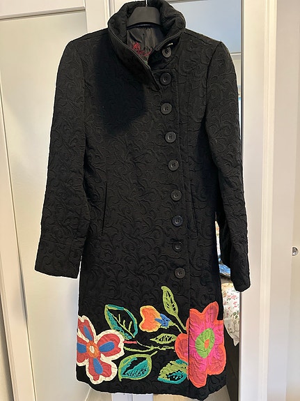 Desigual pitkä takki 36