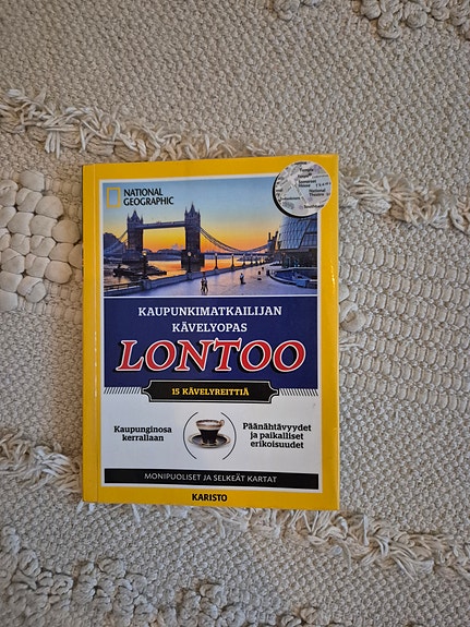 National Geographic Kaupunkimatkailijan kävelyopas Lontoo kirja