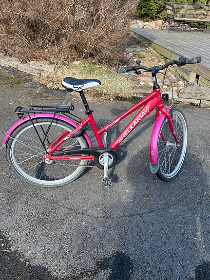 Helkama Ella lasten polkupyörä 24" punainen 3v