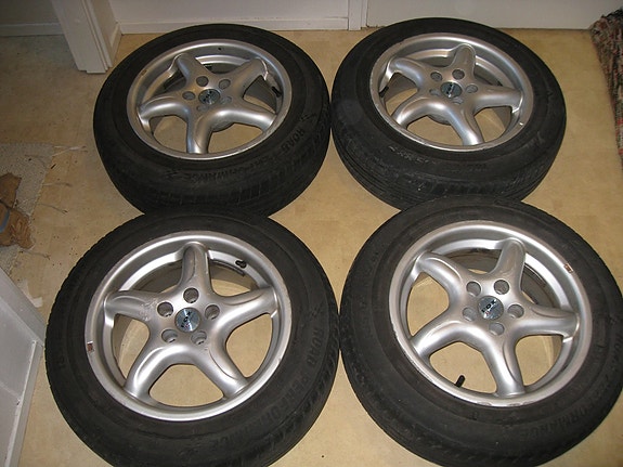 Fox Racing aluvanteet 15"