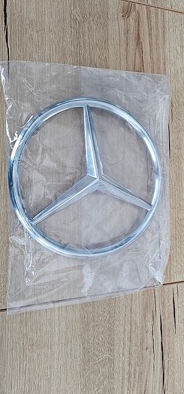Mercedes-Benz Sprinter W906 etusäleikön tähti (A9068170016) – uusi