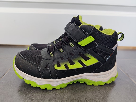 Lasten välikausikengät, 36