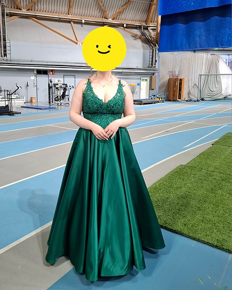 Zazabella vanhojentanssimekko, koko 44