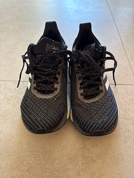 Adidas juoksukengät koko 39,5