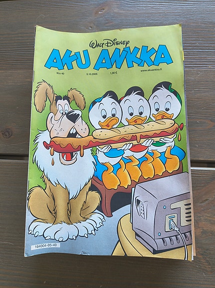 Aku Ankka sarjakuvia