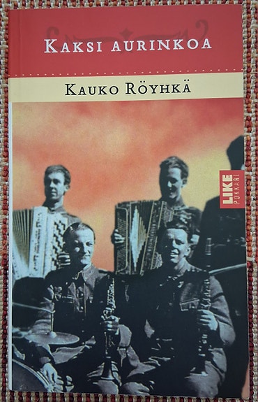 Kauko Röyhkä: Kaksi aurinkoa