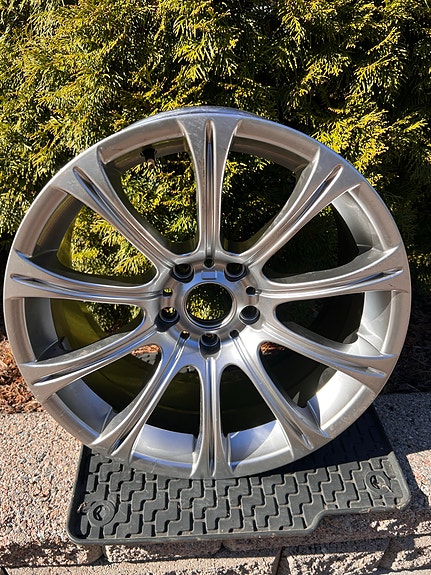 Vain 1 kpl. Bmw 8.5x18 et20