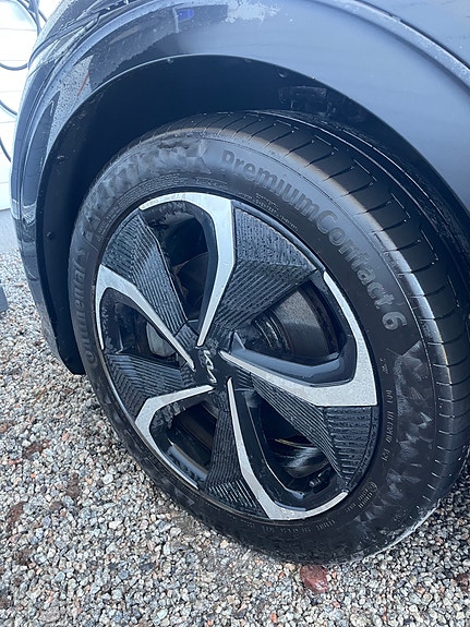Vaihdetaan KIA EV6 20” renkaat 19” kokoisiin