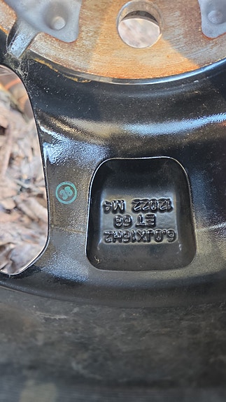 Asuntoauton kesärenkaat