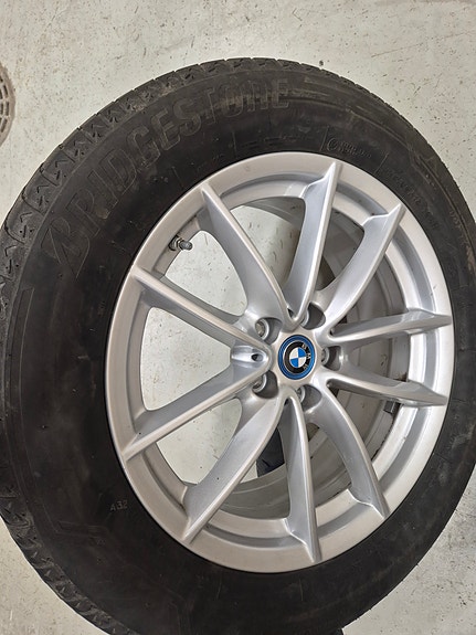 BMW X3 kesärenkaat 18"