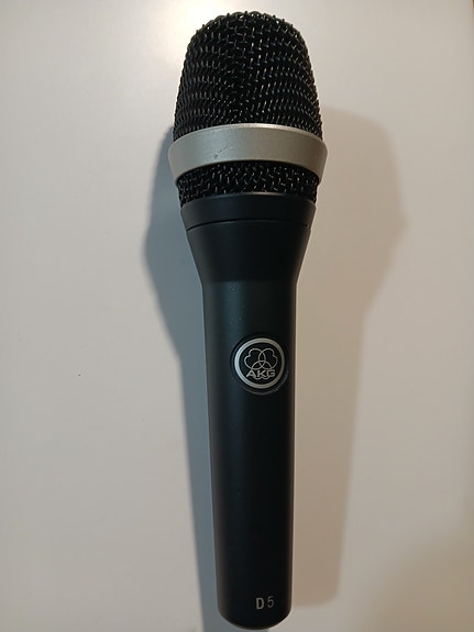 Akg D5 mikrofoni