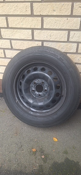Continental ContiVanContact 200 renkaat vanteilla 205/65 R16
