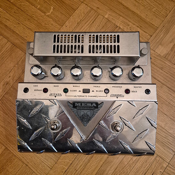 Mesa Boogie V-Twin kitaraputkietuaste / efektipedaali