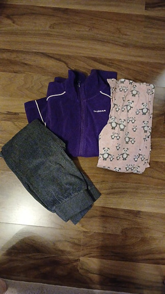 140cm tytön vaatteet.
