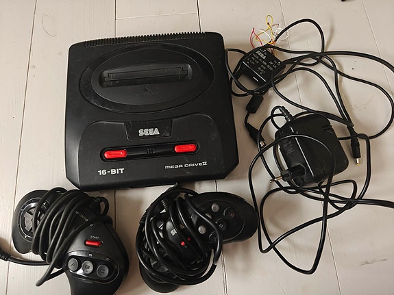 Sega Mega drive 2 konsoli