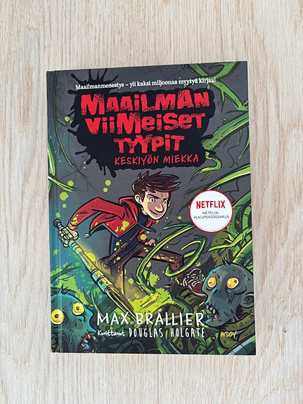 Maailman viimeiset tyypit Keskiyön miekka kirja