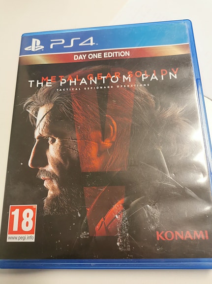 Konami Metal Gear Solid V The Phantom Pain PS4 -peli