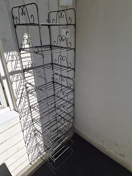 Shoe rack