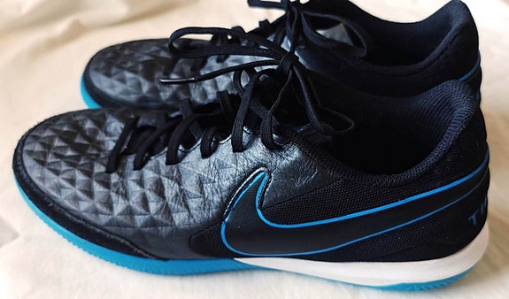 Sisäpeli/sisäurheilu kengät koko 41 - 42 Nike