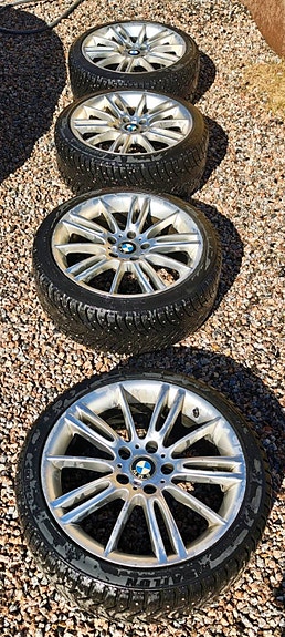 Nastarenkaat vanteilla 245/40R18 92T XL