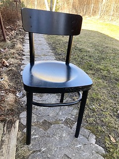 Myydään IKEA IDOLF -ruokapöydän tuoli