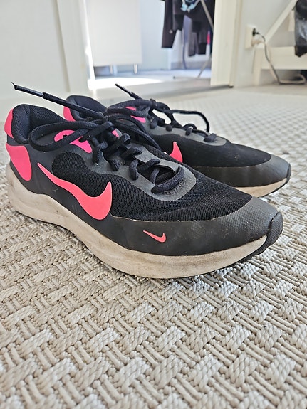 Nike lenkkarit 40
