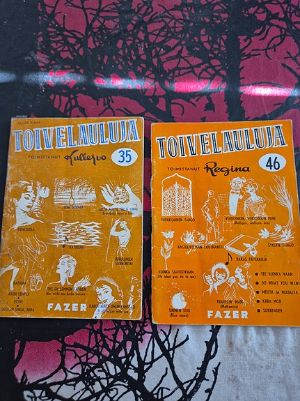 Toivelauluja 35 ja 46 nuottivihkot