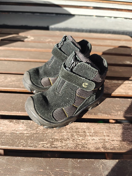 Ecco light välikausikengät 22