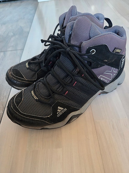 Adidas goretex kengät 37 1/3