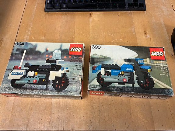 Retro Lego 394 Harley Davidson moottoripyörä