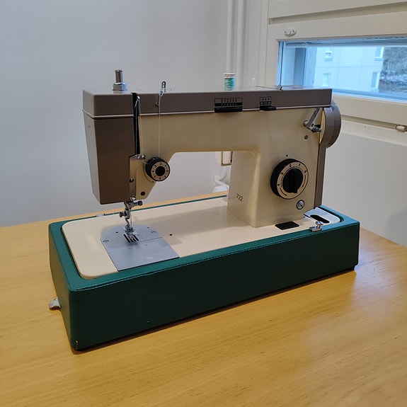 Product image 2 of 9