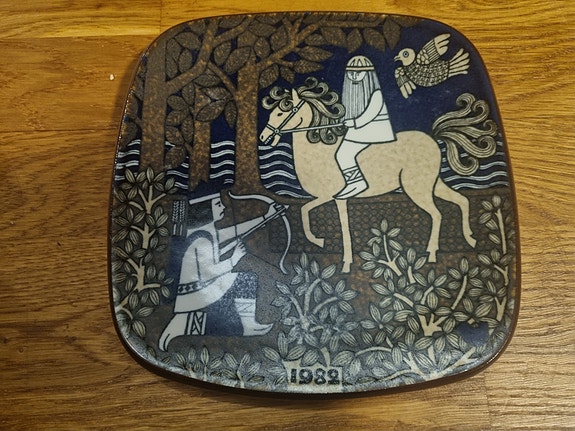 Arabia vuosilautanen 1982