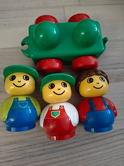 Isot Lego-ukot 3 kpl ja vaunuosa