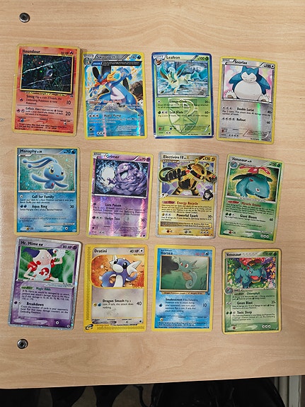Pokemon kortteja