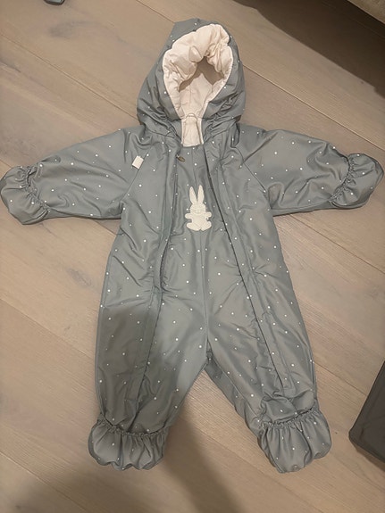 Kevät Lassie toppahaalari 68