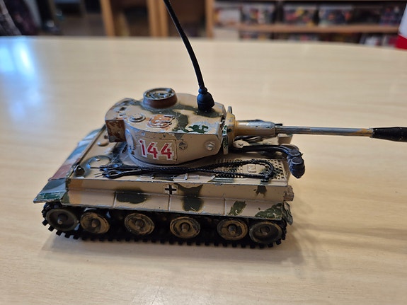 Product image 4 of 10