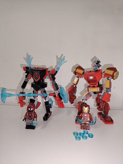 Lego Super Heroes. 76140,76171.