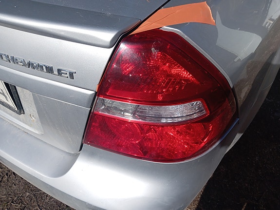 Chevrolet auton valot ja peilit