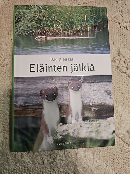 Dag Kjelsaas Eläinten jälkiä kirja