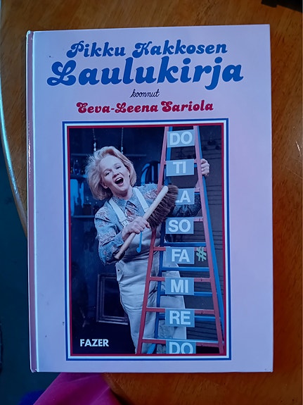 Pikku Kakkosen laulukirja nuottikirja nostalginen