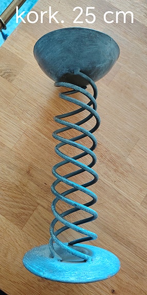 Kynttiläjalka