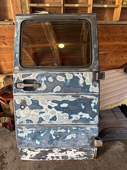 Chevy van sivuovi