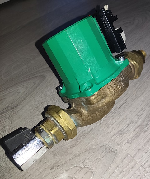 Product image 8 of 9