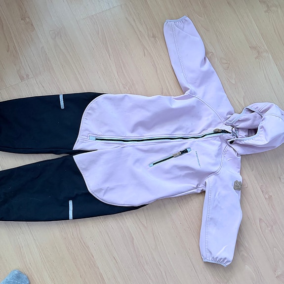 Softshell haalari