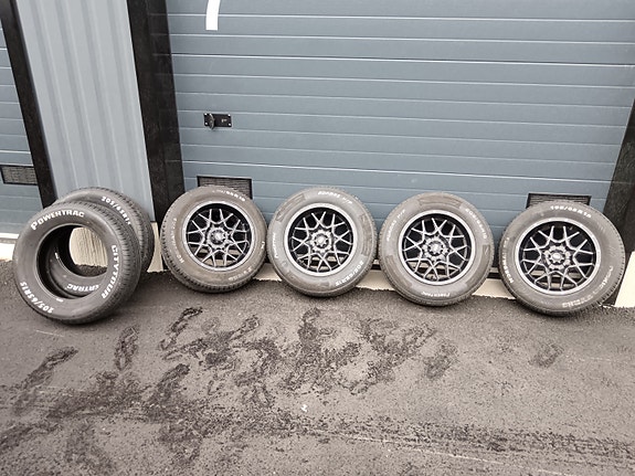 Polaris mönkijään ITP HURRICANE  15"  aluvanteet kesärenkailla!